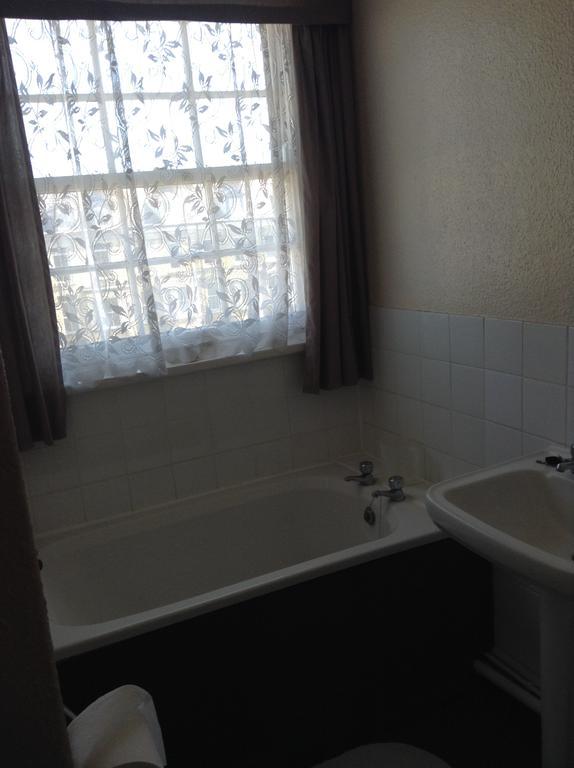 Thornhurst Hotel スカーバラ エクステリア 写真